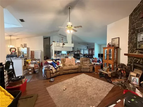 Living - 9 Hialeah Dr, Ocala, FL 34482 photo 1 of 4