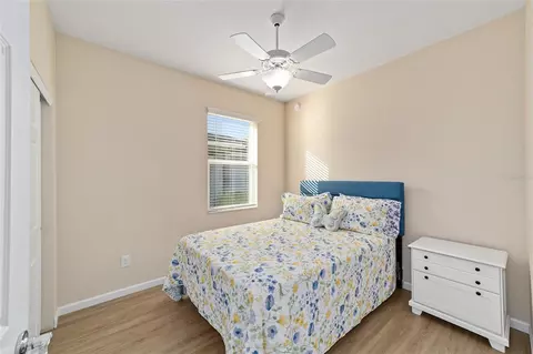 Bedroom - 9119 SW 70th Loop, Ocala, FL 34481 photo 2 of 4