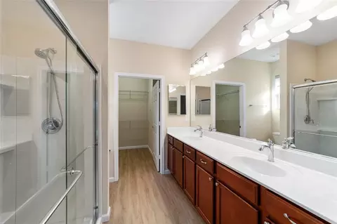 Bath - 9119 SW 70th Loop, Ocala, FL 34481 photo 1 of 3