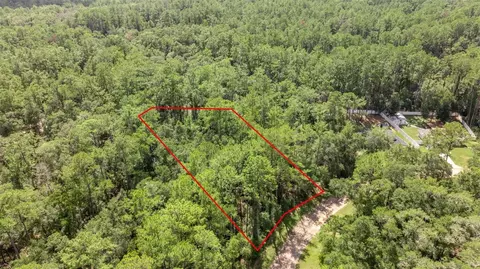 1424 E Carson Rd, Citrus Springs, FL 34434