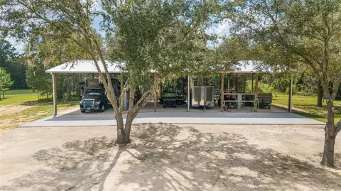 Exterior - 15600 NW 185th St, Williston, FL 32696 photo 4 of 32