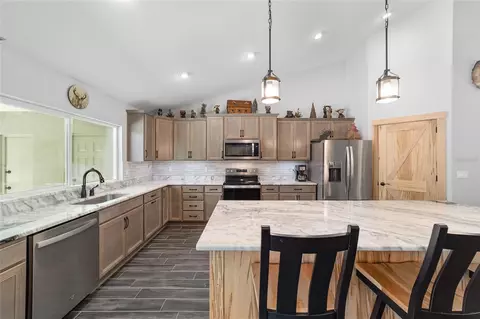 Kitchen - 15600 NW 185th St, Williston, FL 32696 photo 3 of 7