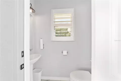 Bath - 15600 NW 185th St, Williston, FL 32696 photo 4 of 4