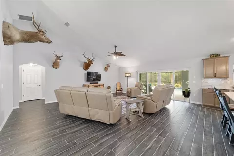 Living - 15600 NW 185th St, Williston, FL 32696 photo 1 of 3