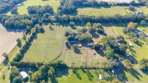 8425 NE 33 Ct, Anthony, FL 32617