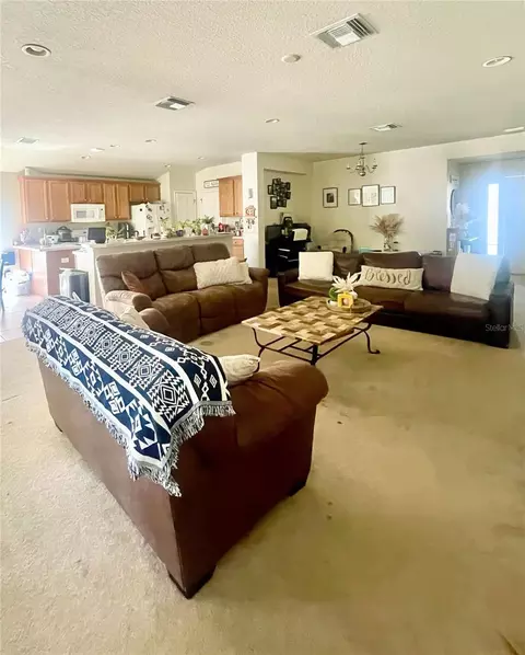 Living - 3921 SW 58th Ave, Ocala, FL 34474 photo 1 of 4
