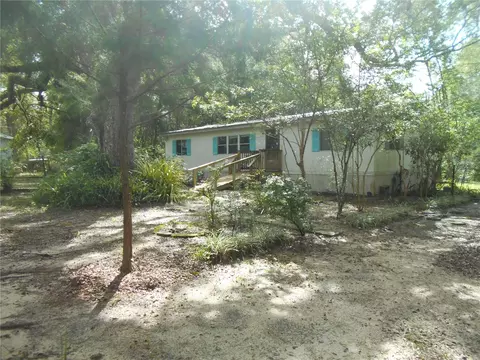 20425 NE 143rd St, Salt Springs, FL 32134