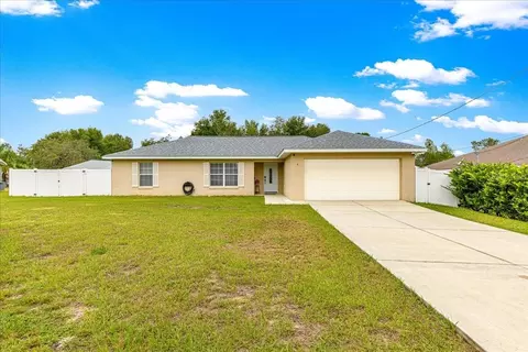 4 Pine Course Ter, Ocala, FL 34472