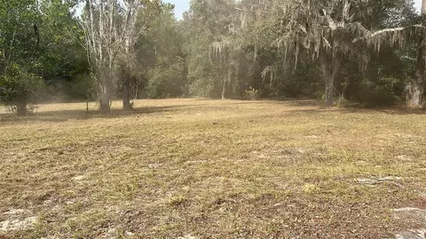 110 Venezuela St, Interlachen, FL 32148