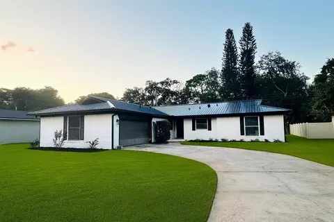 4318 Lantern Dr, Titusville, FL 32796