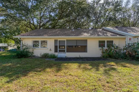 Exterior - 9652 SW 84th Ter #E, Ocala, FL 34481 photo 8 of 10