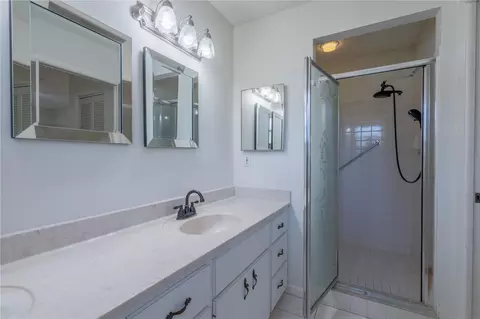 Bath - 9652 SW 84th Ter #E, Ocala, FL 34481 photo 2 of 3
