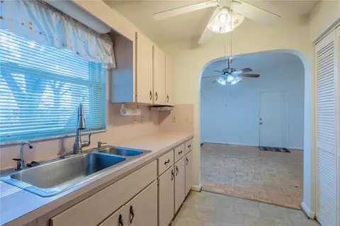 Kitchen - 9652 SW 84th Ter #E, Ocala, FL 34481 photo 3 of 3