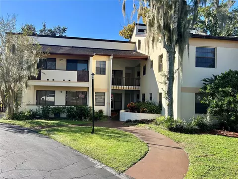 3447 E Fort King St #214, Ocala, FL 34470