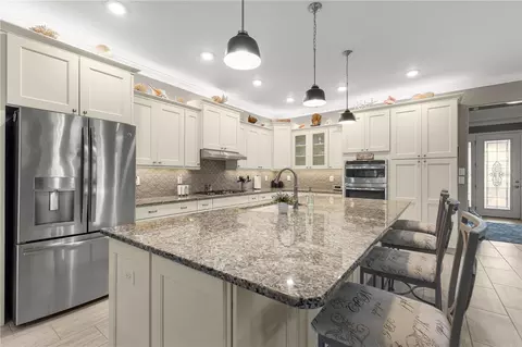 Kitchen - 9099 SW 89th Loop, Ocala, FL 34481 photo 6 of 6