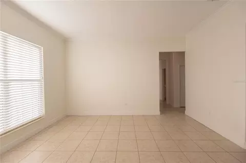 Living - 2243 SE Laurel Run Dr, Ocala, FL 34471 photo 3 of 12