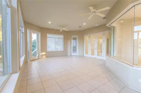 Living - 2243 SE Laurel Run Dr, Ocala, FL 34471 photo 10 of 12