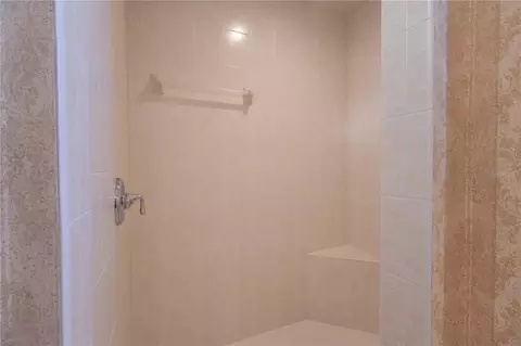 Bath - 2243 SE Laurel Run Dr, Ocala, FL 34471 photo 1 of 8