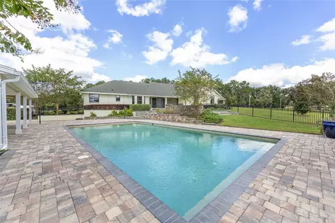 Exterior - 8778 NW 130th St, Reddick, FL 32686 photo 8 of 21