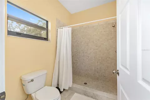Bath - 8778 NW 130th St, Reddick, FL 32686 photo 8 of 8