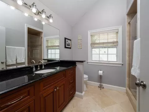 Bath - 8393 NW 110th St, Reddick, FL 32686 photo 2 of 5