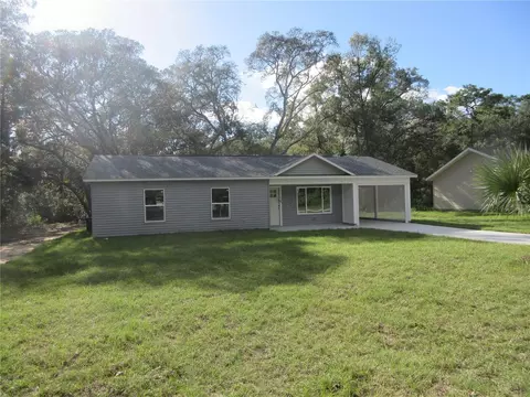 5890 SE 171st Ct, Ocklawaha, FL 32179