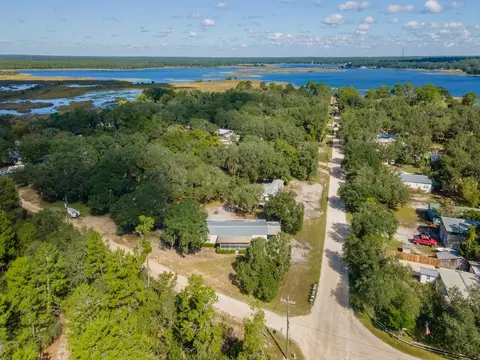 24797 NE 135th St, Salt Springs, FL 32134