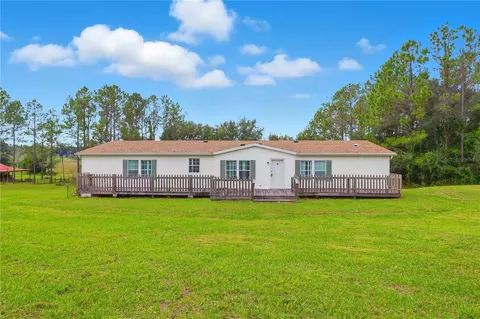 16656 SE 175th Terrace Rd, Weirsdale, FL 32195