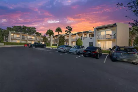 2437 NE 6th St #14, Ocala, FL 34470