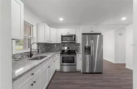 Kitchen - 46 Lake Court Loop, Ocala, FL 34472 photo 1 of 4