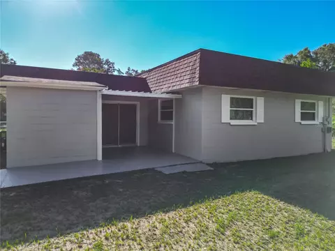 Exterior - 46 Lake Court Loop, Ocala, FL 34472 photo 7 of 9