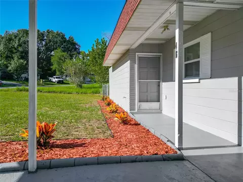 Exterior - 46 Lake Court Loop, Ocala, FL 34472 photo 4 of 9