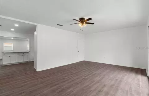 Living - 46 Lake Court Loop, Ocala, FL 34472 photo 7 of 8