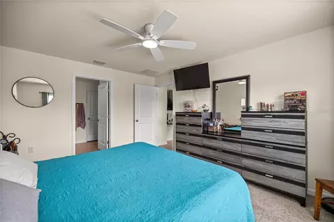 Bedroom - 207 SE 66th Ct, Ocala, FL 34472 photo 2 of 4