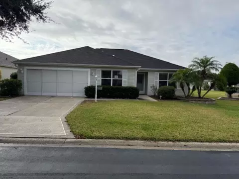 1916 Iglesia St, Lady Lake, FL 32159