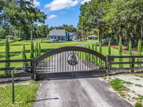 10571 NW 8th Ln, Ocala, FL 34482