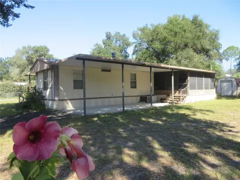 11570 NE 19th St, Silver Springs, FL 34488