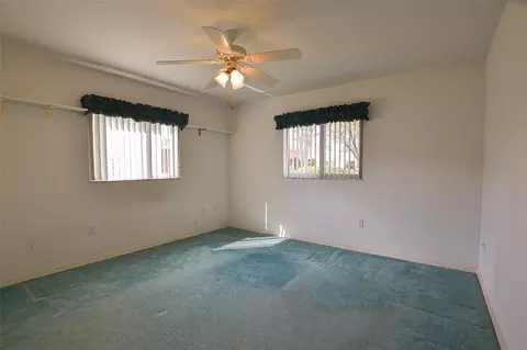 Bedroom - 9033 SE 135th Loop, Summerfield, FL 34491 photo 4 of 9