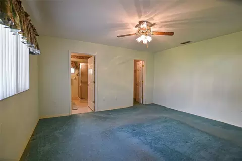 Bedroom - 9033 SE 135th Loop, Summerfield, FL 34491 photo 7 of 9