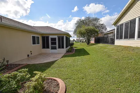 Exterior - 9033 SE 135th Loop, Summerfield, FL 34491 photo 9 of 28