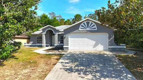 110 Outlook Ave, Spring Hill, FL 34606