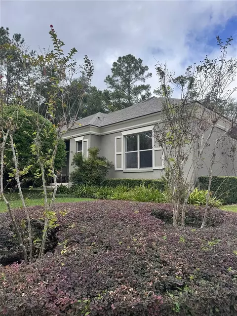 Exterior - 1701 SE 28th St, Ocala, FL 34471 photo 8 of 12