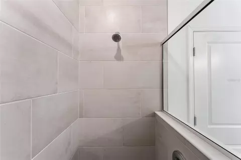 Bath - 7755 SW 74th Loop, Ocala, FL 34481 photo 4 of 7