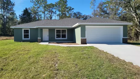 1482 W Manchester Dr, Dunnellon, FL 34434
