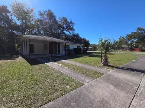 2090 W Argus Pl, Citrus Springs, FL 34434