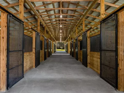 Entry Way - 12100 NW 110th Ave, Reddick, FL 32686 photo 2 of 2