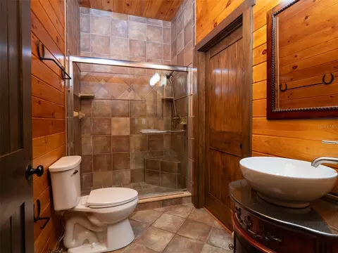 Bath - 12100 NW 110th Ave, Reddick, FL 32686 photo 4 of 7