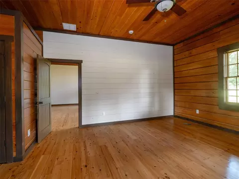 Bedroom - 12100 NW 110th Ave, Reddick, FL 32686 photo 1 of 4
