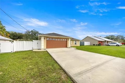 Exterior - 6 Teak Rd, Ocala, FL 34472 photo 2 of 7