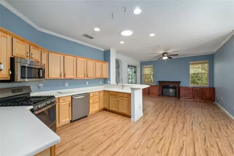 Living - 8364 SW 79th Cir, Ocala, FL 34476 photo 10 of 15